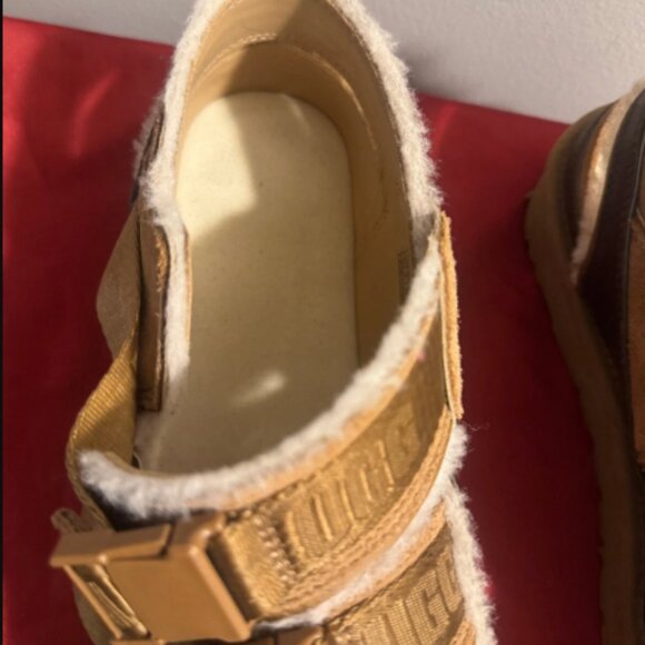 RARE UGG x FENG CHEN WANG CONVERTIBLE WOOL SANDAL BOOT, WOMEN US 8/ EUR 39 K-POP - Picture 3 of 6